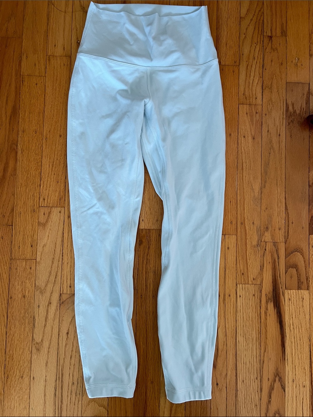 EUC Lululemon align high rise Pant leggings 25” powder blue 4